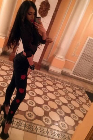 Escort girl Анеля